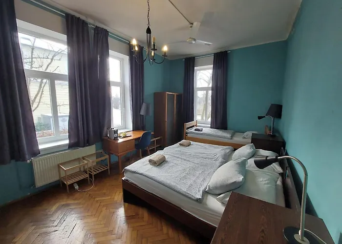 The Villa, Center Maison d'hôtes