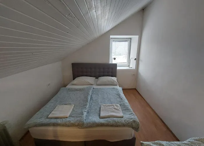 Гостевой дом The Villa, Center