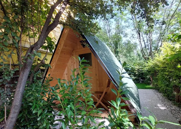 Гостевой дом The Villa, Center 4*