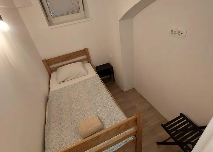 The Villa, Center Gostinjska kuća Ljubljana